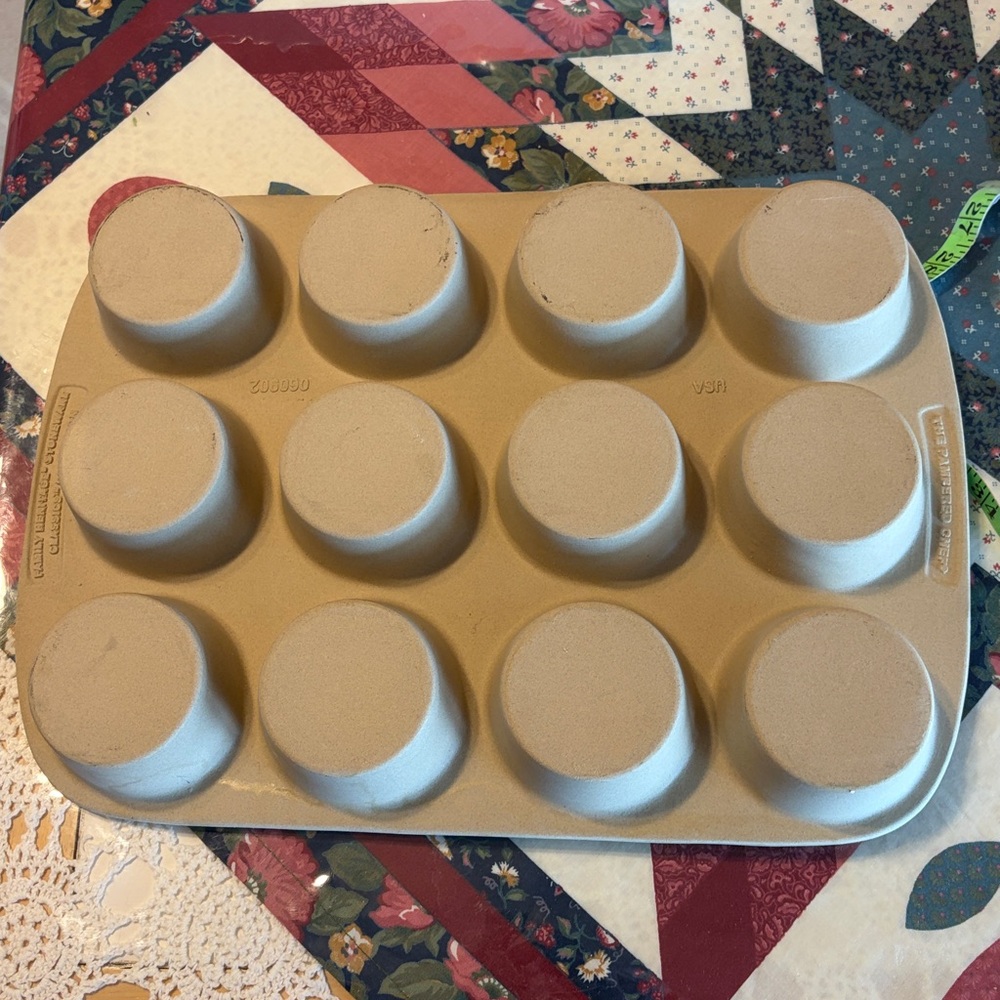 Pampered chef muffin, stoneware, baking dish - Picture 5 of 5